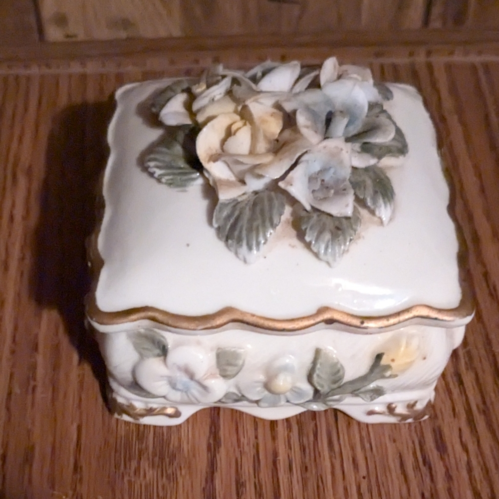 Vintage Square Ceramic Trinket Box, Hand Painted with Flowers on the Lid